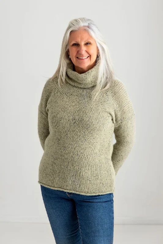 Womens Chunky Cowl neck jumper - lovage