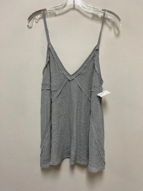 Top Sleeveless By Wishlist In Grey, Size: L